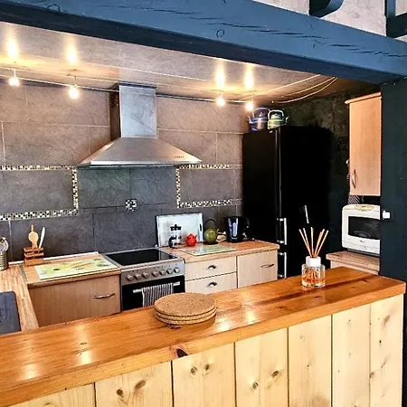 Prázdninový dům Maison Calme En Bord De Riviere